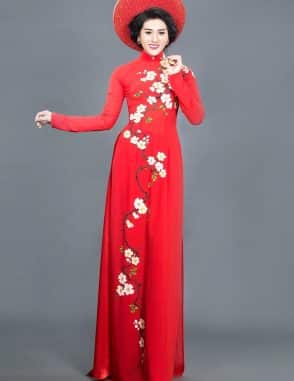 Áo dài nữ đỏ vẽ hoa mai mềm mại