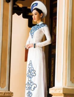 Áo dài nữ trắng họa tiết xanh đối xứng