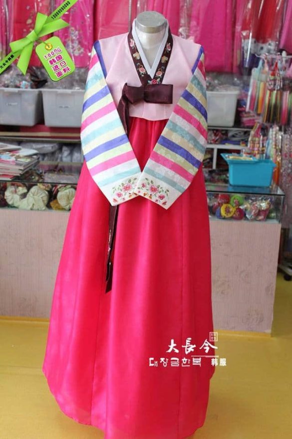 Hanbok Hàn Quốc nữ tay sọc