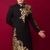 Áo dài nam đen họa tiết đối xứng