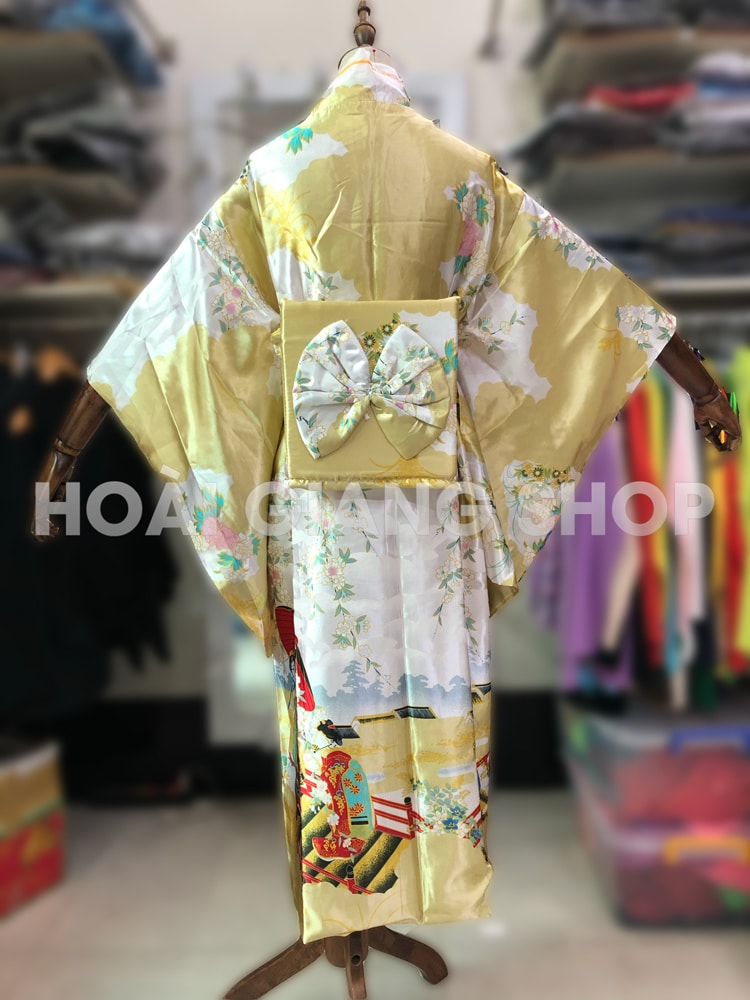 yukata nhật bản màu vàng