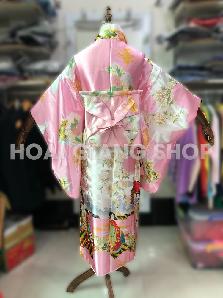 yukata nhật bản màu hồng